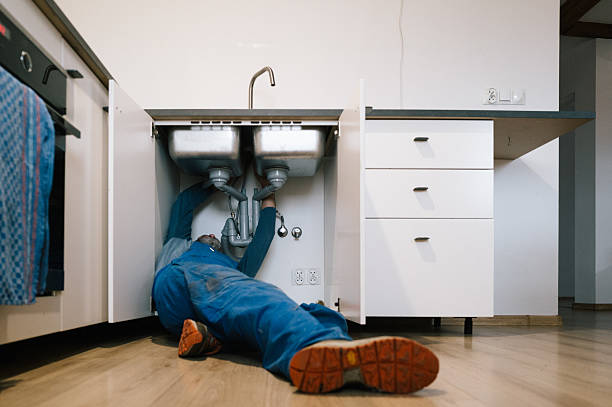 Professional Plumbing technician working in Napa, CA